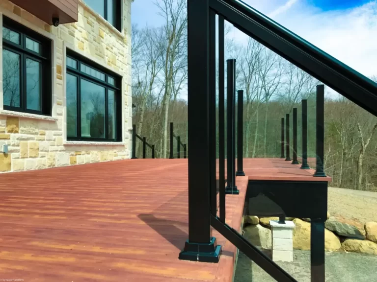 AlumaDeck-Cedar-Topless-1002-deck-shades-solutions-1