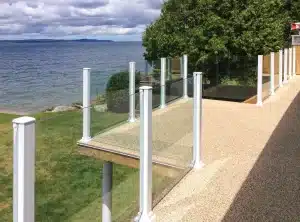 topless-glass-railings-modern-style-outdoor-addition-deck-shades-solutions-2