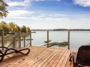 topless-glass-railings-modern-style-outdoor-addition-deck-shades-solutions-20